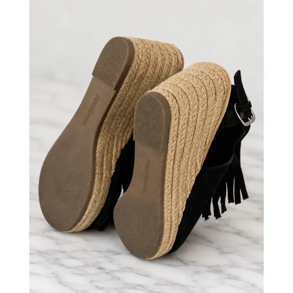 Minnetonka Ashley Fringe Espadrille Wedge Sandals Black Leather Sz 9